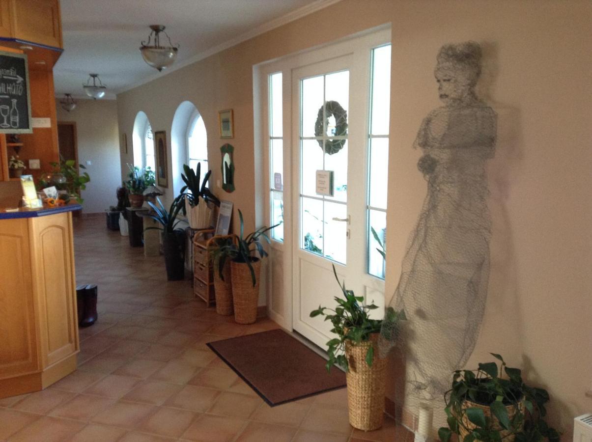Hotel Zsida เซนท์กอททาร์ด ภายนอก รูปภาพ